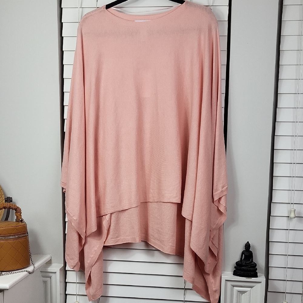 Nordstrom Pink Rosecloud Oversized Lightweight Pink Women's Poncho. One size